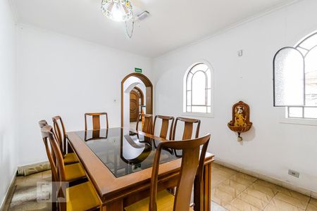Casa à venda com 450m², 6 quartos e 4 vagasSala de Jantar