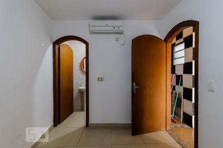 Casa à venda com 450m², 6 quartos e 4 vagasSuíte 3 andar principal