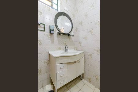 Casa à venda com 450m², 6 quartos e 4 vagasBanheiro andar superior