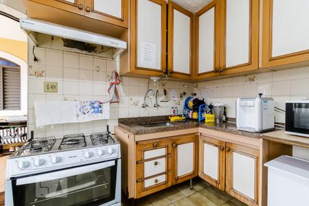 Casa à venda com 450m², 6 quartos e 4 vagasCozinha