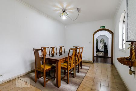 Casa à venda com 450m², 6 quartos e 4 vagasSala de Jantar