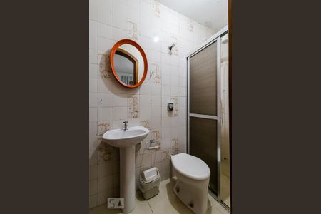 Casa à venda com 450m², 6 quartos e 4 vagasBanheiro da Suíte 3 andar principal