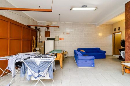 Casa à venda com 450m², 6 quartos e 4 vagasÁrea de Lazer ou Garagem andar inferior