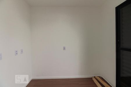 Quarto de apartamento à venda com 1 quarto, 30m² em Vila Granada, São Paulo