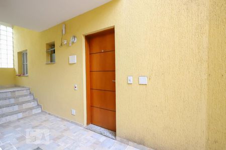 Studio para alugar com 30m², 1 quarto e sem vagaEntrada