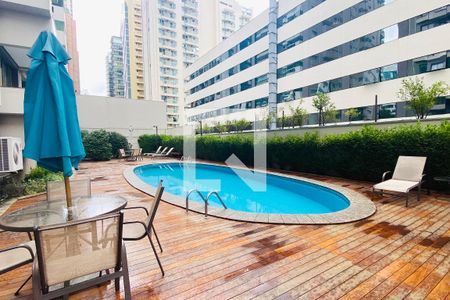 Apartamento à venda com 284m², 4 quartos e 4 vagasPiscina