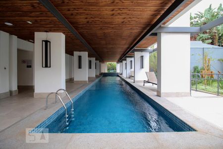 Studio para alugar com 28m², 1 quarto e sem vaga Studio para alugar com 28m², 1 quarto e sem vagaÁrea comum - Piscina