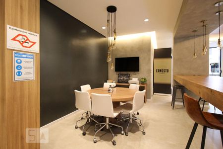 Studio para alugar com 28m², 1 quarto e sem vaga Studio para alugar com 28m², 1 quarto e sem vagaHall/Espaço Gourmet