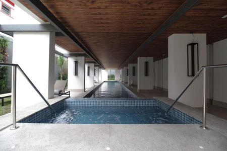 Studio para alugar com 28m², 1 quarto e sem vaga Studio para alugar com 28m², 1 quarto e sem vagaÁrea comum - Piscina