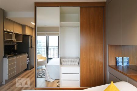 Suíte  de kitnet/studio para alugar com 1 quarto, 28m² em Indianópolis, São Paulo