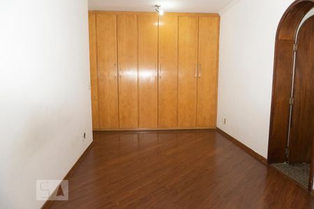 Apartamento à venda com 119m², 3 quartos e 2 vagas Apartamento à venda com 119m², 3 quartos e 2 vagasSuíte