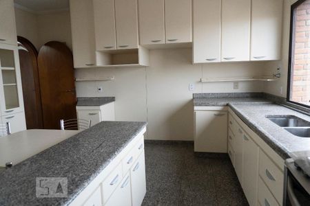 Apartamento à venda com 119m², 3 quartos e 2 vagas Apartamento à venda com 119m², 3 quartos e 2 vagasCozinha