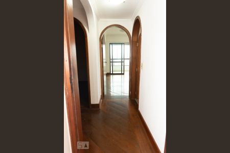 Corredor de apartamento à venda com 3 quartos, 119m² em Parque das Nações, Santo André