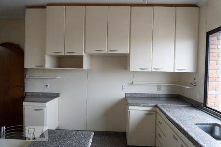 Apartamento à venda com 119m², 3 quartos e 2 vagas Apartamento à venda com 119m², 3 quartos e 2 vagasCozinha