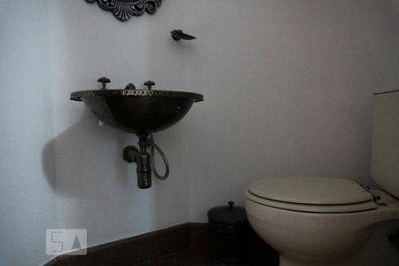 Apartamento à venda com 119m², 3 quartos e 2 vagas Apartamento à venda com 119m², 3 quartos e 2 vagasLavabo