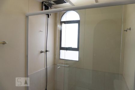 Apartamento à venda com 119m², 3 quartos e 2 vagas Apartamento à venda com 119m², 3 quartos e 2 vagasBanheiro Suíte
