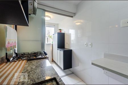 Apartamento para alugar com 77m², 2 quartos e 1 vaga Apartamento para alugar com 77m², 2 quartos e 1 vagaCozinha