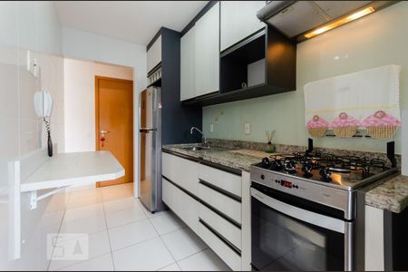 Apartamento para alugar com 77m², 2 quartos e 1 vaga Apartamento para alugar com 77m², 2 quartos e 1 vagaCozinha