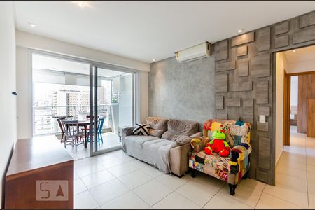 Sala de apartamento para alugar com 2 quartos, 77m² em Gonzaga, Santos