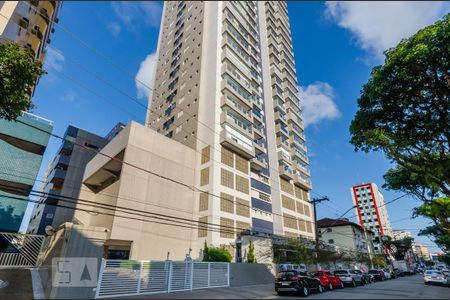 Apartamento para alugar com 77m², 2 quartos e 1 vaga Apartamento para alugar com 77m², 2 quartos e 1 vagaFachada