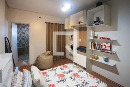 Casa à venda com 257m², 3 quartos e 4 vagasSuite