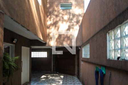 Casa à venda com 257m², 3 quartos e 4 vagasQuintal