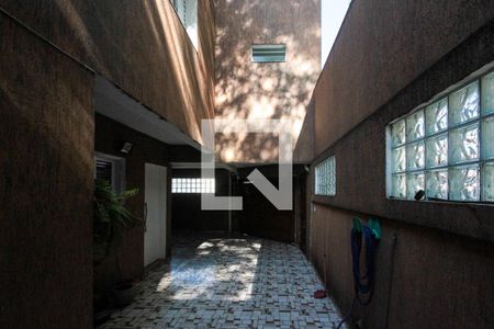 Casa à venda com 257m², 3 quartos e 4 vagasQuintal