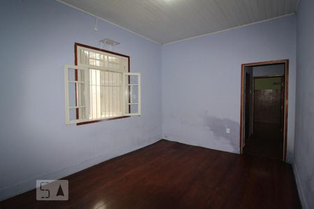 Sala de casa para alugar com 2 quartos, 120m² em Santa Paula, São Caetano do Sul