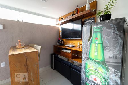 Apartamento à venda com 80m², 2 quartos e 1 vagaÁrea Gourmet privativo