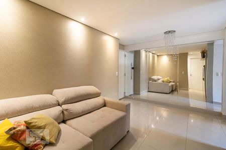Sala de apartamento à venda com 2 quartos, 80m² em Jardim Guanabara, Belo Horizonte