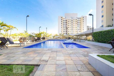 Apartamento à venda com 80m², 2 quartos e 1 vagaÁrea comum - Piscina