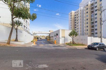 Apartamento à venda com 80m², 2 quartos e 1 vagaFachada