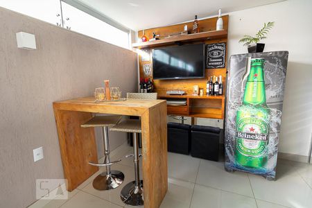 Apartamento à venda com 80m², 2 quartos e 1 vagaÁrea Gourmet privativo