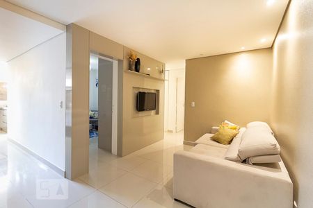 Sala de apartamento à venda com 2 quartos, 80m² em Jardim Guanabara, Belo Horizonte