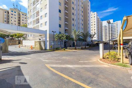 Apartamento à venda com 80m², 2 quartos e 1 vagaFachada e portaria