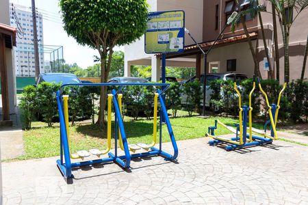 Apartamento à venda com 54m², 2 quartos e 1 vaga Apartamento à venda com 54m², 2 quartos e 1 vagaÁrea comum - Academia ao ar livre