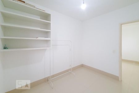 Apartamento para alugar com 74m², 3 quartos e 1 vaga Apartamento para alugar com 74m², 3 quartos e 1 vagaQuarto 3
