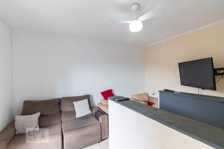 Sala de apartamento para alugar com 2 quartos, 90m² em Jardim Santa Terezinha (zona Leste), São Paulo