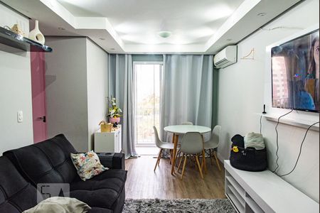 Sala de apartamento para alugar com 2 quartos, 50m² em Jardim Celeste, São Paulo