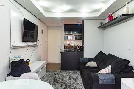 Sala de apartamento para alugar com 2 quartos, 50m² em Jardim Celeste, São Paulo