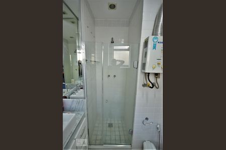 Banheiro Social de kitnet/studio à venda com 1 quarto, 36m² em Laranjeiras, Rio de Janeiro