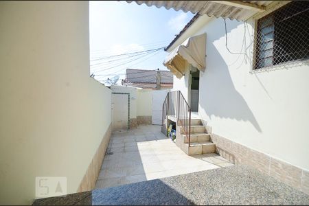 Casa para alugar com 60m², 2 quartos e sem vaga Casa para alugar com 60m², 2 quartos e sem vagaQuintal