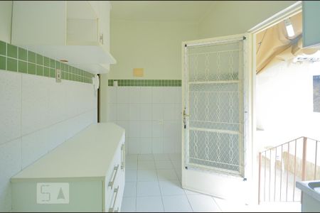 Casa para alugar com 60m², 2 quartos e sem vaga Casa para alugar com 60m², 2 quartos e sem vagaCozinha
