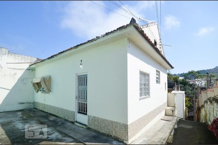 Casa para alugar com 60m², 2 quartos e sem vaga Casa para alugar com 60m², 2 quartos e sem vagaFachada