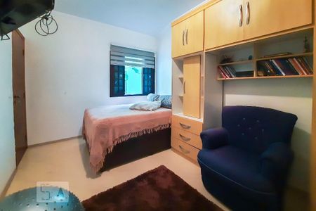 Casa à venda com 212m², 3 quartos e 2 vagas Casa à venda com 212m², 3 quartos e 2 vagasQuarto 2