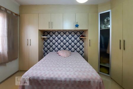 Casa à venda com 212m², 3 quartos e 2 vagas Casa à venda com 212m², 3 quartos e 2 vagasQuarto 1