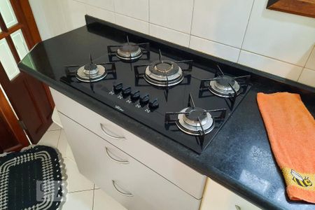 Casa à venda com 212m², 3 quartos e 2 vagas Casa à venda com 212m², 3 quartos e 2 vagasCozinha