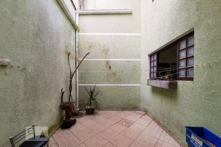 Casa à venda com 212m², 3 quartos e 2 vagas Casa à venda com 212m², 3 quartos e 2 vagasÁrea