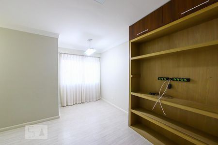 Sala de apartamento para alugar com 3 quartos, 75m² em Jardim Flor da Montanha, Guarulhos