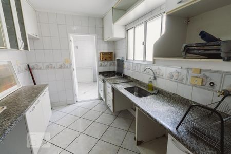 Apartamento à venda com 105m², 2 quartos e sem vagaCozinha